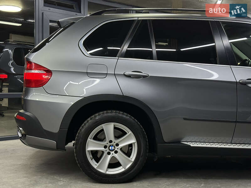Внедорожник / Кроссовер BMW X5 2009 в Одессе