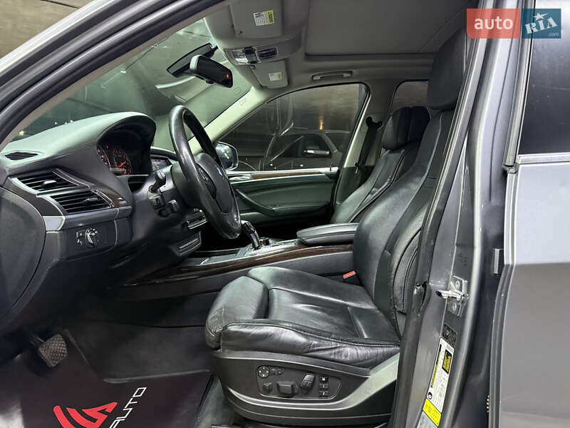 Внедорожник / Кроссовер BMW X5 2009 в Одессе