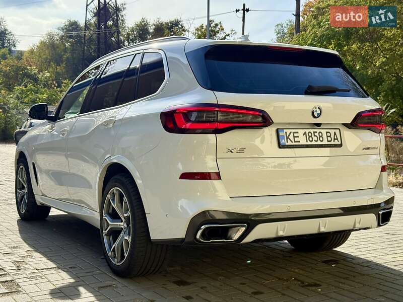 Внедорожник / Кроссовер BMW X5 2021 в Днепре