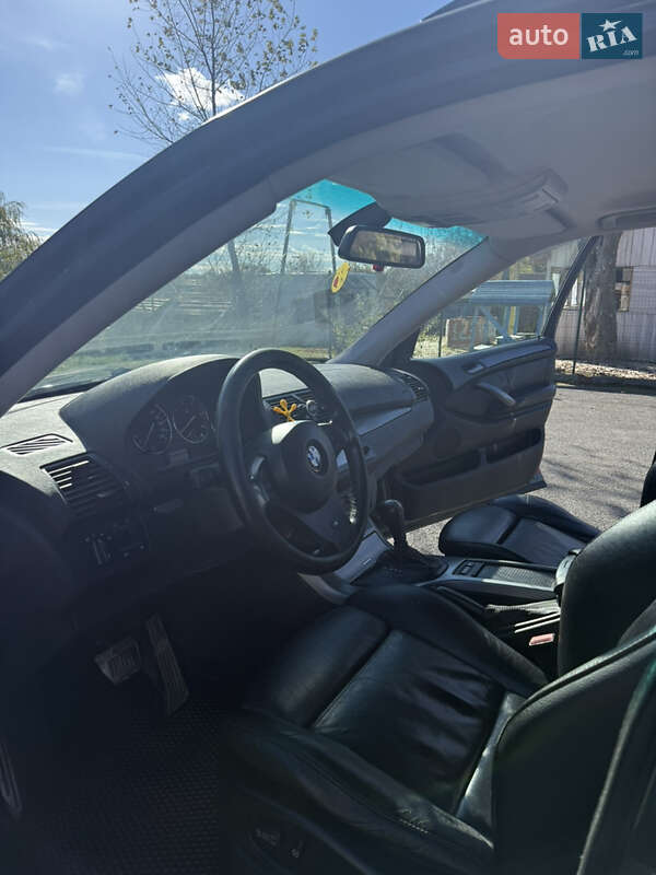 Внедорожник / Кроссовер BMW X5 2005 в Тлумаче