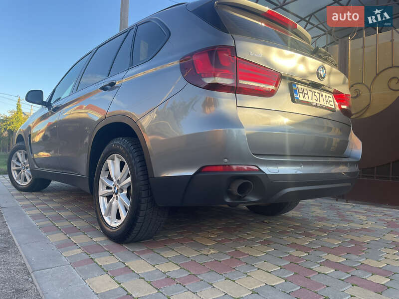 Внедорожник / Кроссовер BMW X5 2015 в Одессе