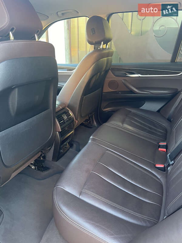 Внедорожник / Кроссовер BMW X5 2015 в Одессе