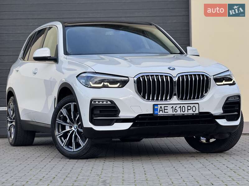Позашляховик / Кросовер BMW X5 2021 в Стрию