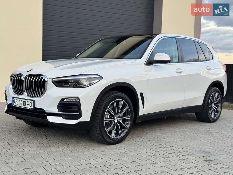 Позашляховик / Кросовер BMW X5 2021 в Стрию