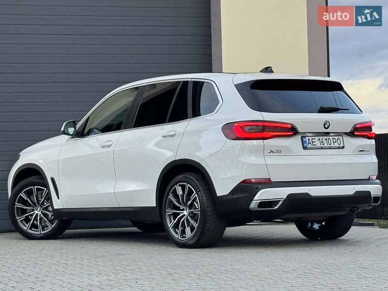 Позашляховик / Кросовер BMW X5 2021 в Стрию