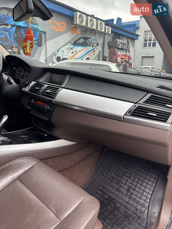 Внедорожник / Кроссовер BMW X5 2008 в Житомире