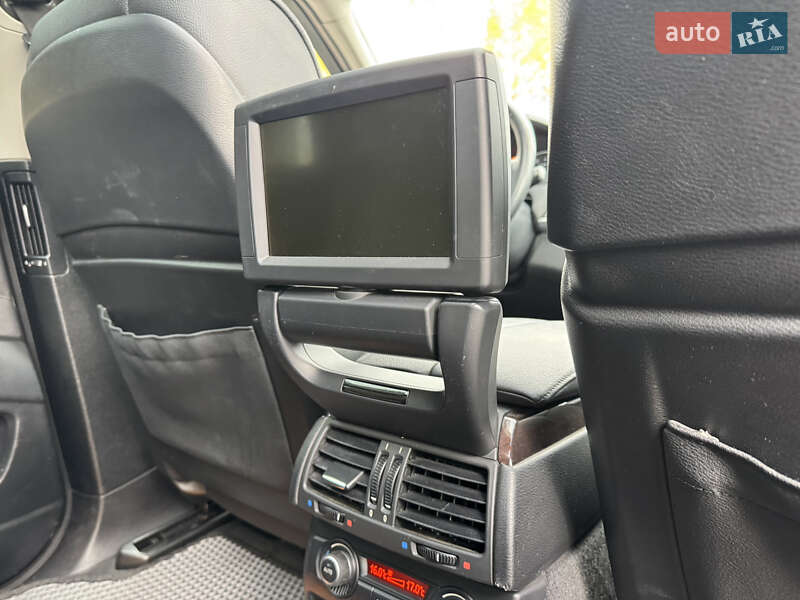 Внедорожник / Кроссовер BMW X5 2012 в Киеве