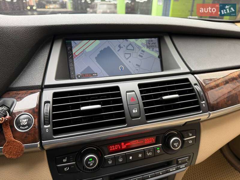 Внедорожник / Кроссовер BMW X5 2011 в Киеве