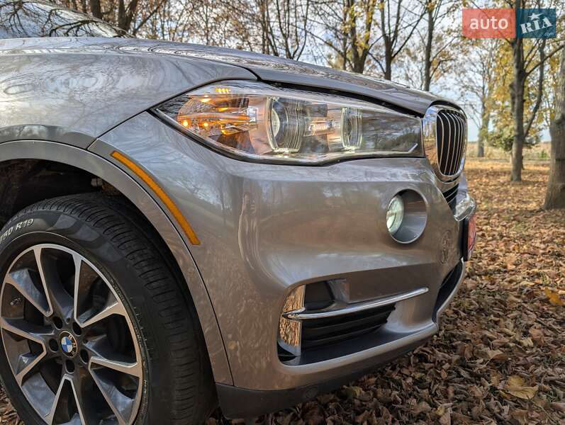Позашляховик / Кросовер BMW X5 2017 в Луцьку