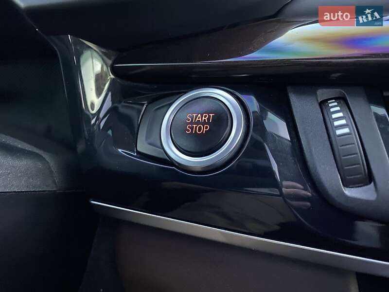 Внедорожник / Кроссовер BMW X5 2015 в Одессе