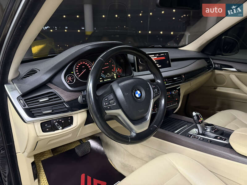 Внедорожник / Кроссовер BMW X5 2013 в Одессе