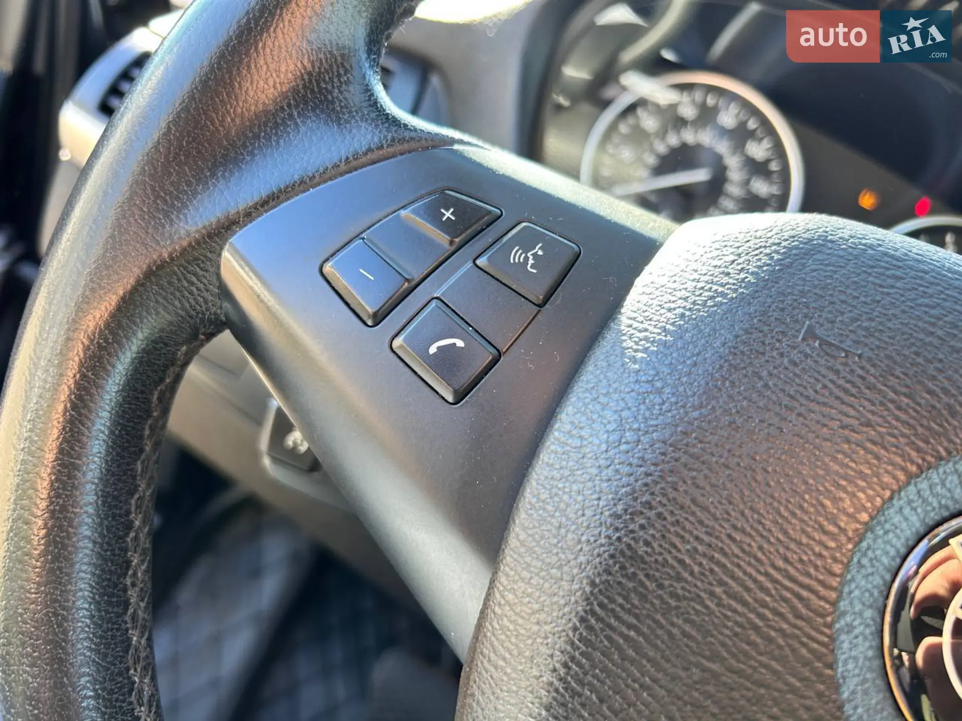 2011 BMW X5 - мініатюра 21