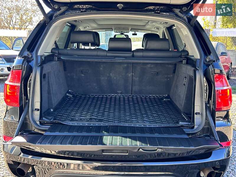 Внедорожник / Кроссовер BMW X5 2011 в Одессе