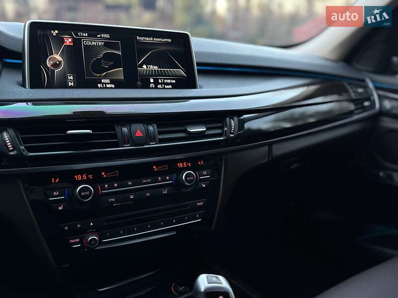 Внедорожник / Кроссовер BMW X5 2014 в Львове