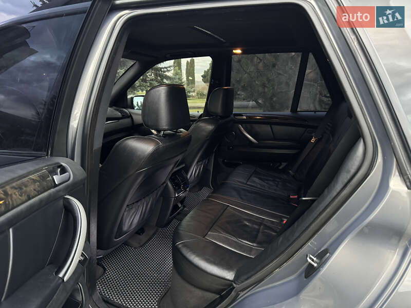 Позашляховик / Кросовер BMW X5 2005 в Чернівцях