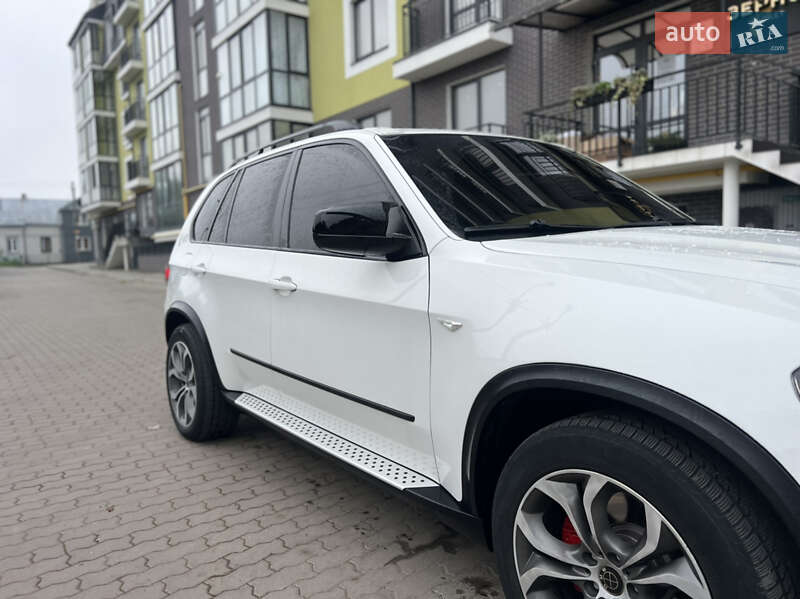Позашляховик / Кросовер BMW X5 2009 в Жовкві