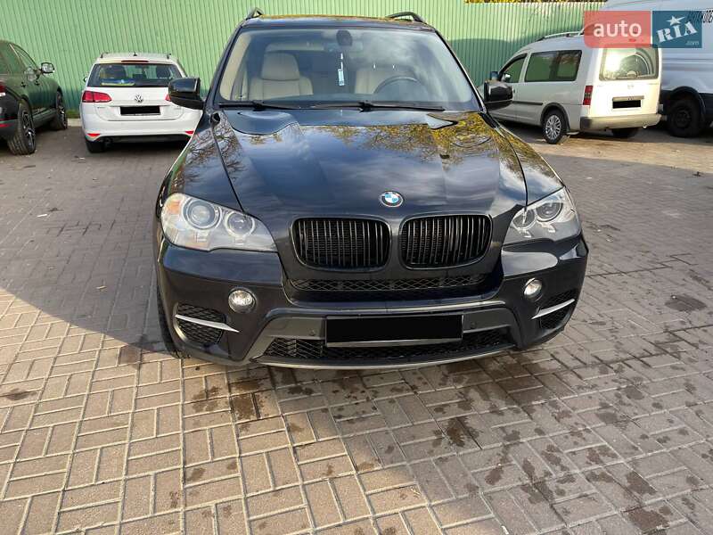 Позашляховик / Кросовер BMW X5 2011 в Києві фото 4 Позашляховик / Кросовер BMW X5 2011 в Києві
