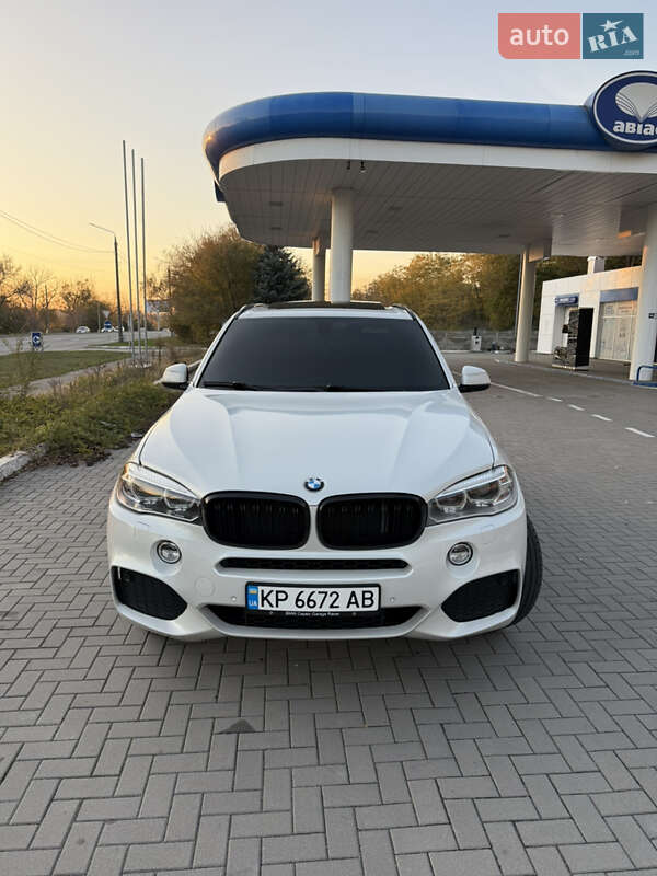 Внедорожник / Кроссовер BMW X5 2016 в Запорожье