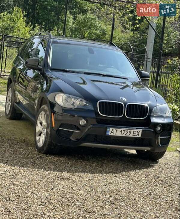 Внедорожник / Кроссовер BMW X5 2011 в Калуше