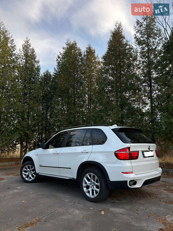 BMW X5 2011