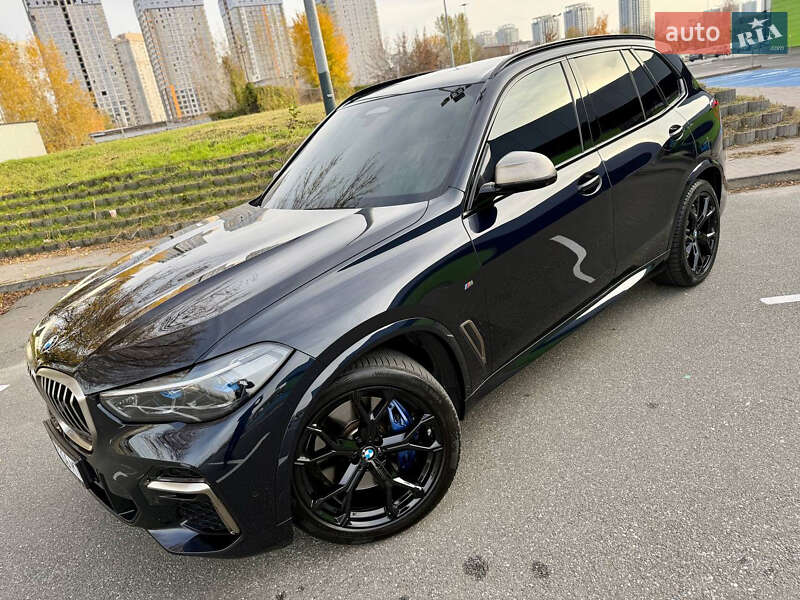 Внедорожник / Кроссовер BMW X5 2022 в Киеве