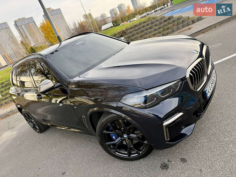 Внедорожник / Кроссовер BMW X5 2022 в Киеве