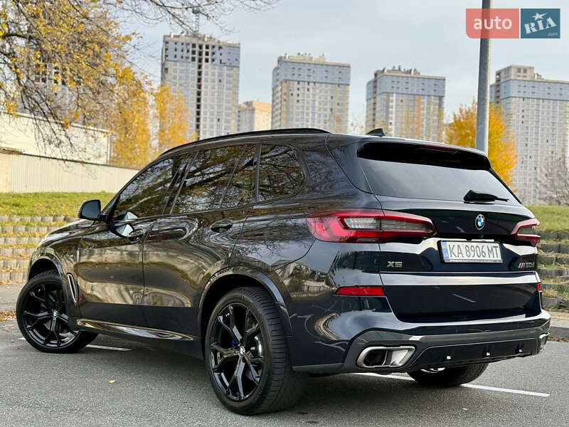 Внедорожник / Кроссовер BMW X5 2022 в Киеве