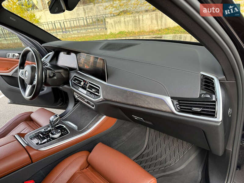 Внедорожник / Кроссовер BMW X5 2022 в Киеве