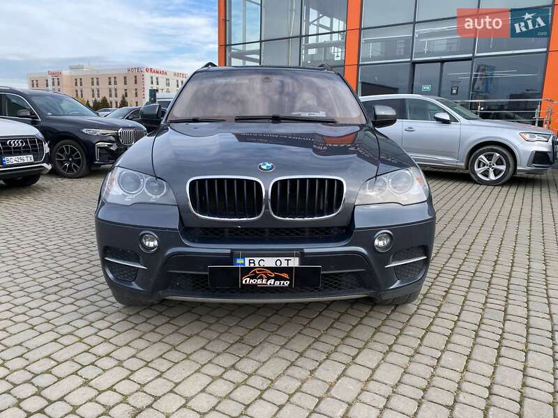 Позашляховик / Кросовер BMW X5 2012 в Львові