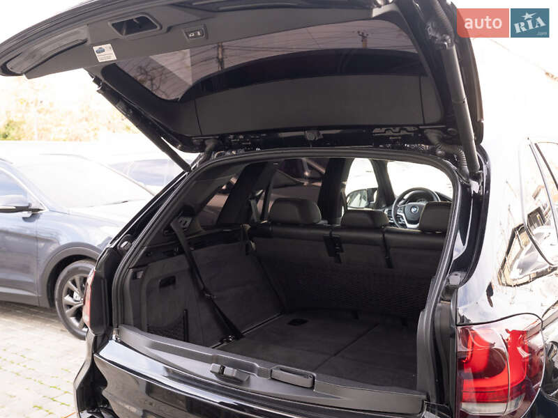 Внедорожник / Кроссовер BMW X5 2017 в Одессе
