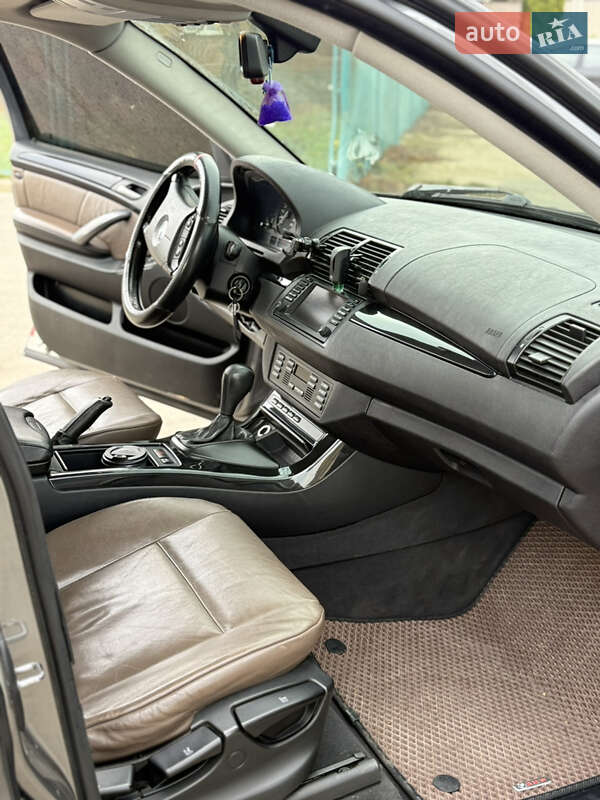 Внедорожник / Кроссовер BMW X5 2004 в Вознесенске