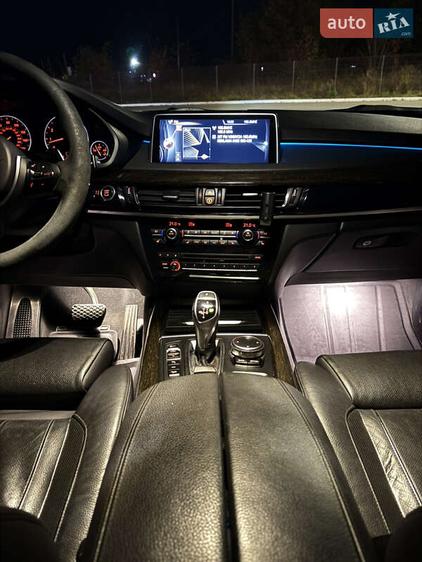 Внедорожник / Кроссовер BMW X5 2016 в Виннице