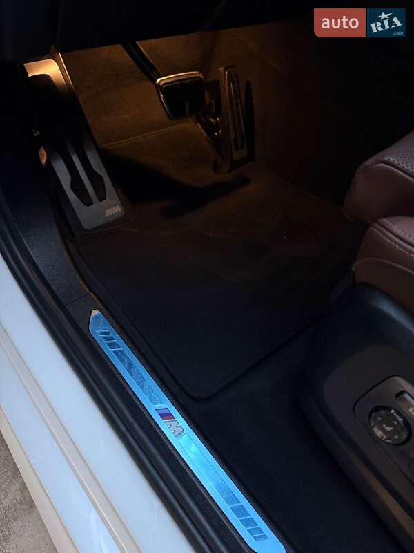 Внедорожник / Кроссовер BMW X5 2023 в Киеве