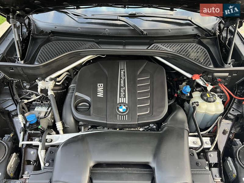 Внедорожник / Кроссовер BMW X5 2015 в Тернополе