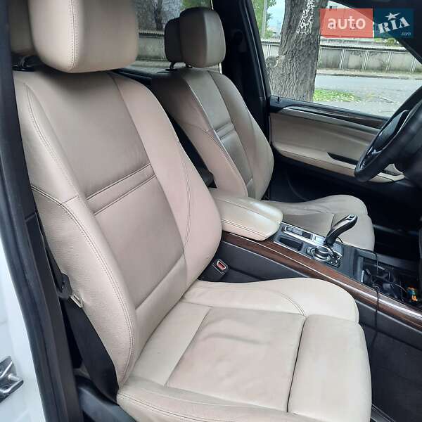 Внедорожник / Кроссовер BMW X5 2012 в Одессе