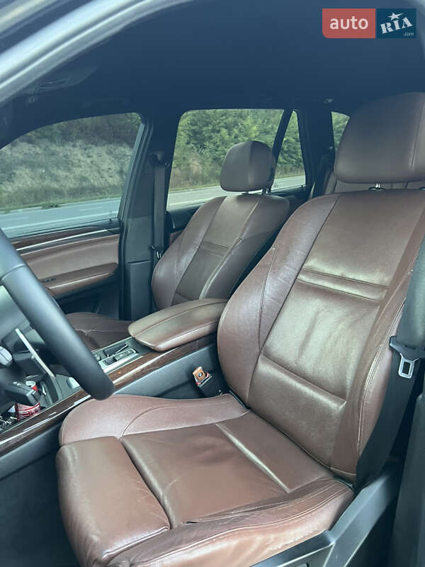 Внедорожник / Кроссовер BMW X5 2011 в Виннице