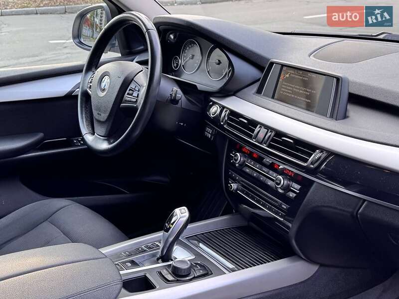 Внедорожник / Кроссовер BMW X5 2015 в Запорожье