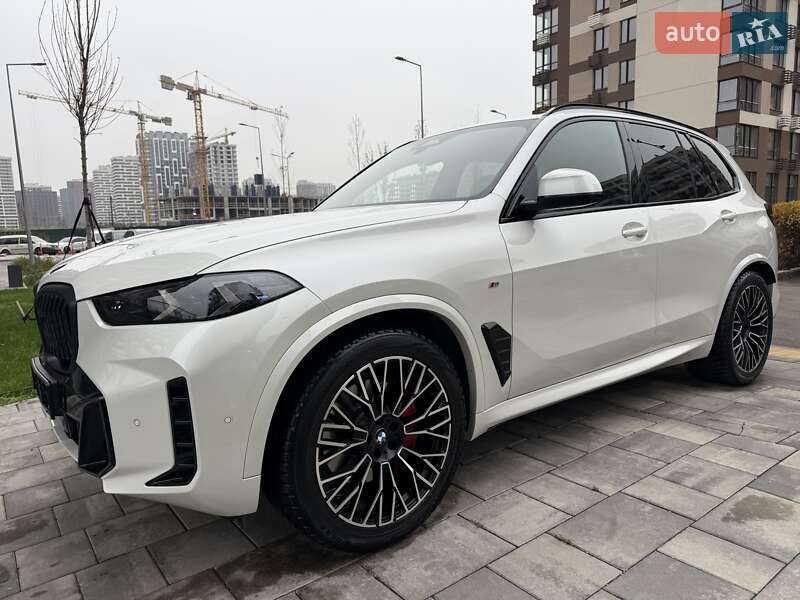 Внедорожник / Кроссовер BMW X5 2023 в Киеве