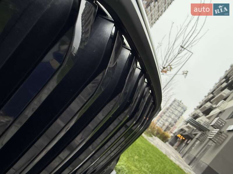 Внедорожник / Кроссовер BMW X5 2023 в Киеве