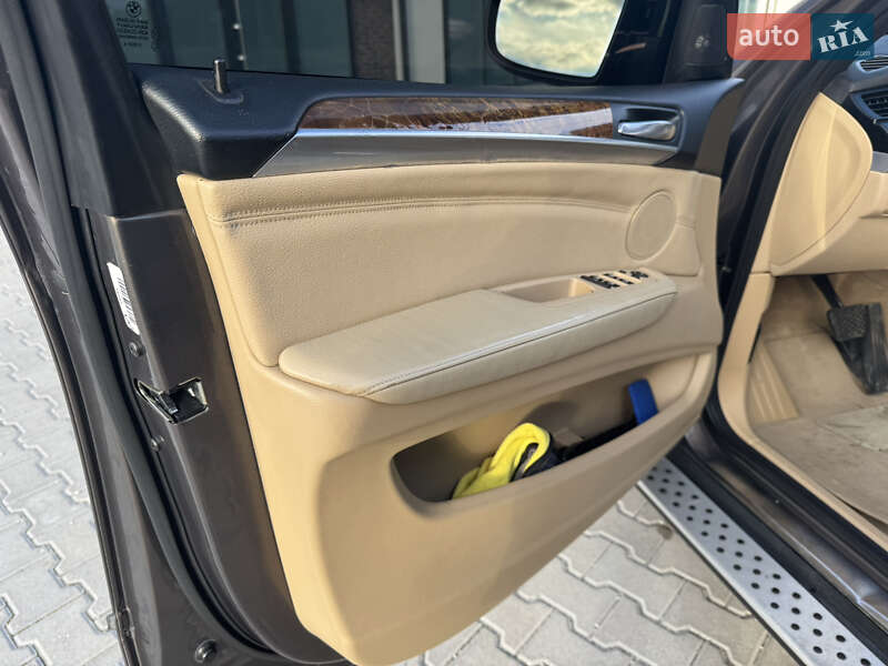 Внедорожник / Кроссовер BMW X5 2011 в Тернополе фото 28 Внедорожник / Кроссовер BMW X5 2011 в Тернополе