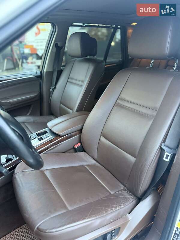 Внедорожник / Кроссовер BMW X5 2010 в Ивано-Франковске фото 14 Внедорожник / Кроссовер BMW X5 2010 в Ивано-Франковске