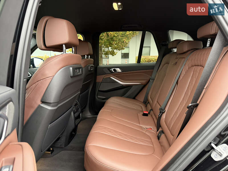 Внедорожник / Кроссовер BMW X5 2021 в Киеве