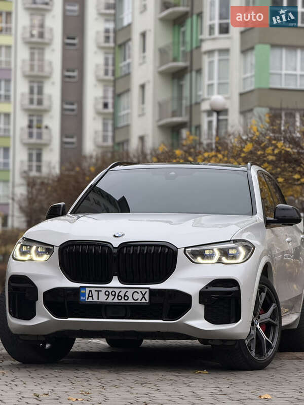 Внедорожник / Кроссовер BMW X5 2022 в Ивано-Франковске