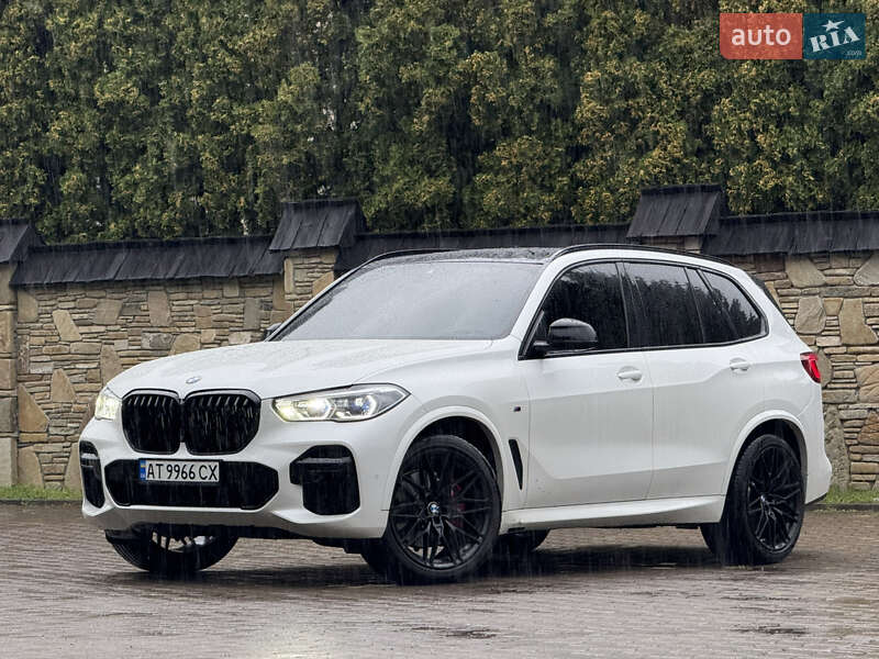 Внедорожник / Кроссовер BMW X5 2022 в Ивано-Франковске