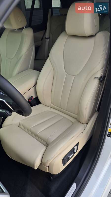 Внедорожник / Кроссовер BMW X5 2019 в Ивано-Франковске