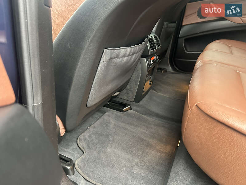 Внедорожник / Кроссовер BMW X5 2010 в Ровно фото 27 Внедорожник / Кроссовер BMW X5 2010 в Ровно