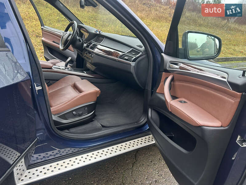 Внедорожник / Кроссовер BMW X5 2010 в Ровно фото 30 Внедорожник / Кроссовер BMW X5 2010 в Ровно