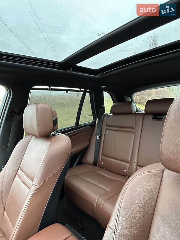 Внедорожник / Кроссовер BMW X5 2010 в Ровно фото 51 Внедорожник / Кроссовер BMW X5 2010 в Ровно