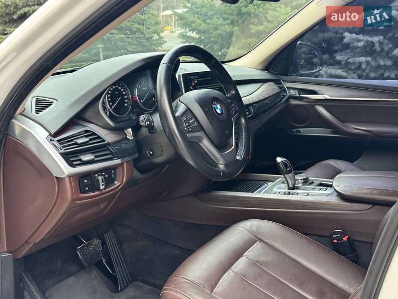 Внедорожник / Кроссовер BMW X5 2015 в Харькове