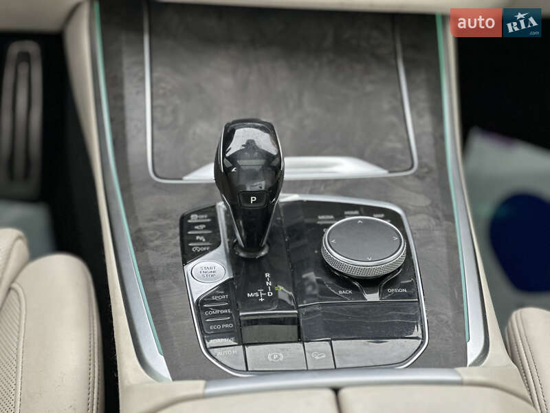 Позашляховик / Кросовер BMW X5 2018 в Луцьку